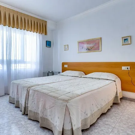 Apartmento Pedro Lorca 164 *